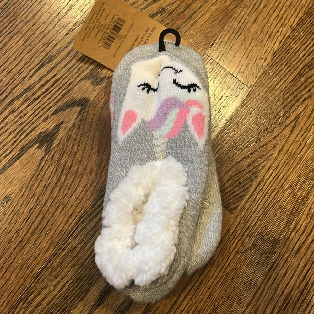 Northeast Outfitters Cozy Cabin Unicorn Slippers